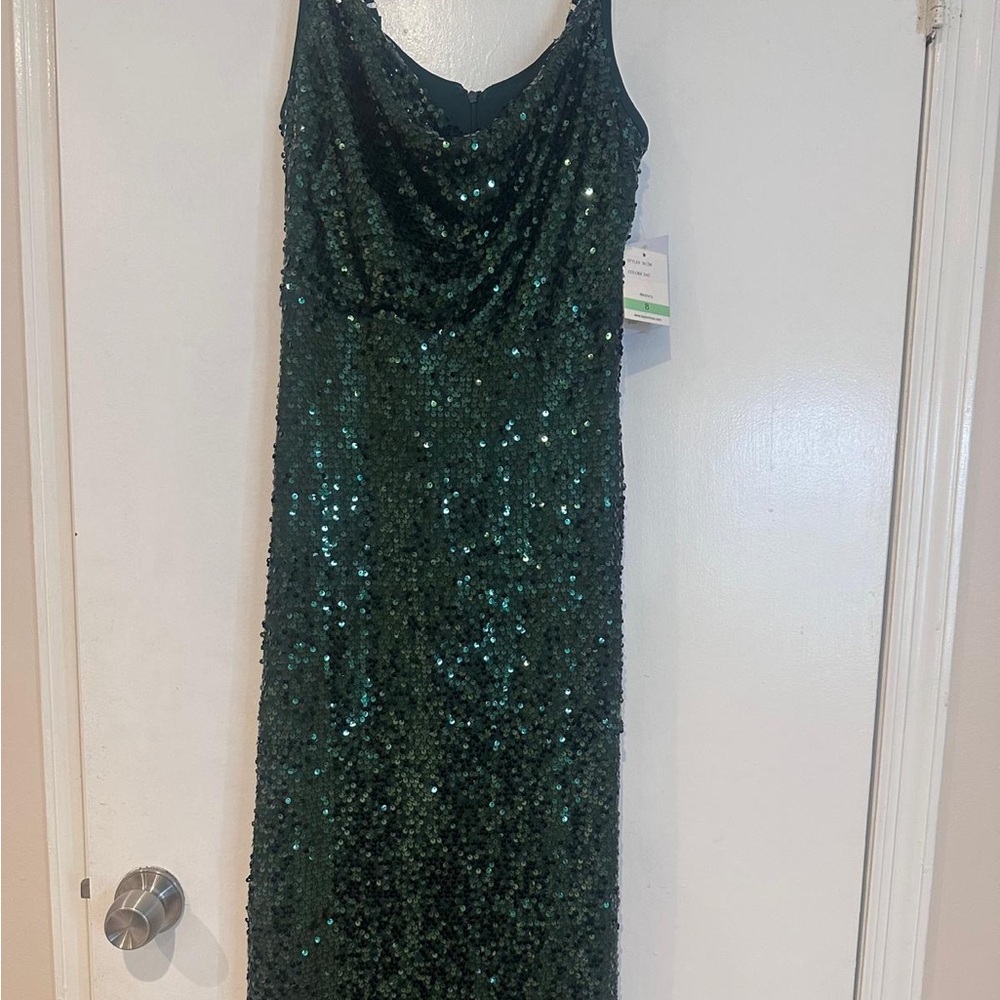 Taylor’s dress size 8 shimmer green